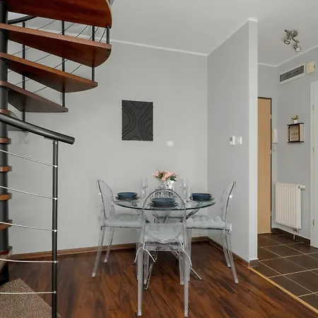 Apartment Dwupoziomowy Zmigrodzka Z Tarasem W Poznaniu By Renters Poznan