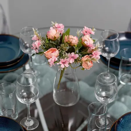 Apartment Dwupoziomowy Zmigrodzka Z Tarasem W Poznaniu By Renters *